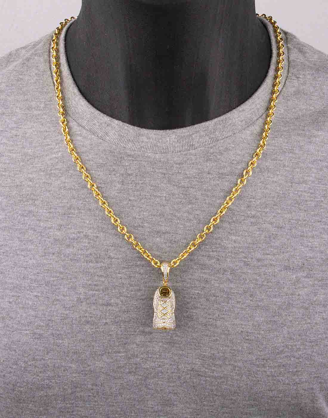 Sneaker Pendant P-40189